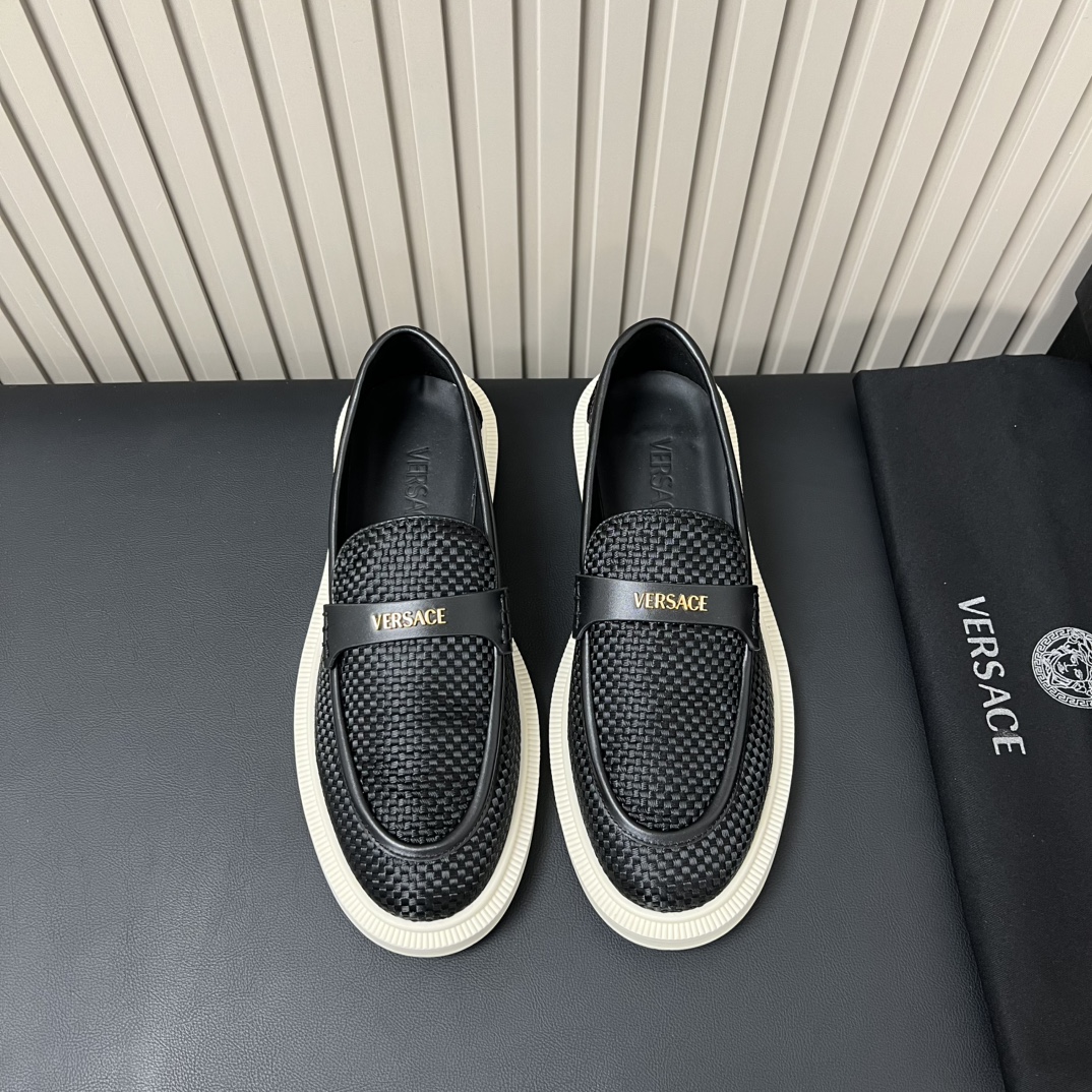 Versace Zapatos Casuales de Cuero para Hombre - Elegancia Italiana