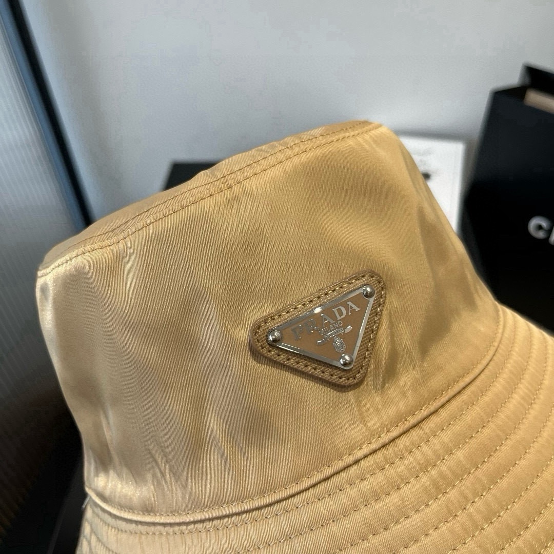 🆕

PRADA普拉达渔夫帽，帆布帽，头围57cm