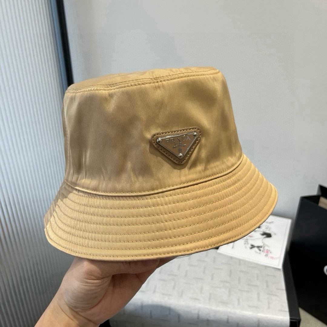 🆕

PRADA普拉达渔夫帽，帆布帽，头围57cm