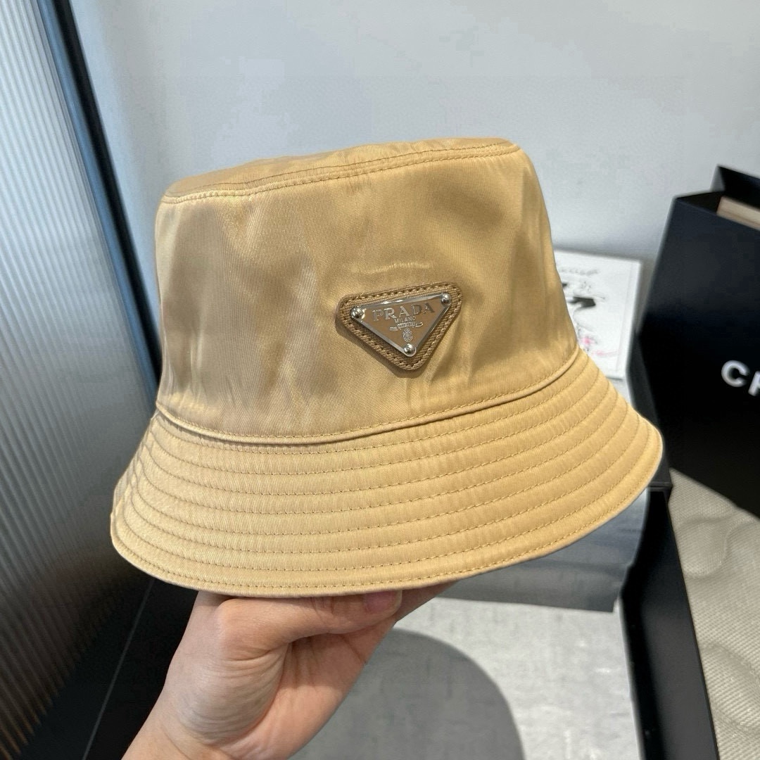 🆕

PRADA普拉达渔夫帽，帆布帽，头围57cm