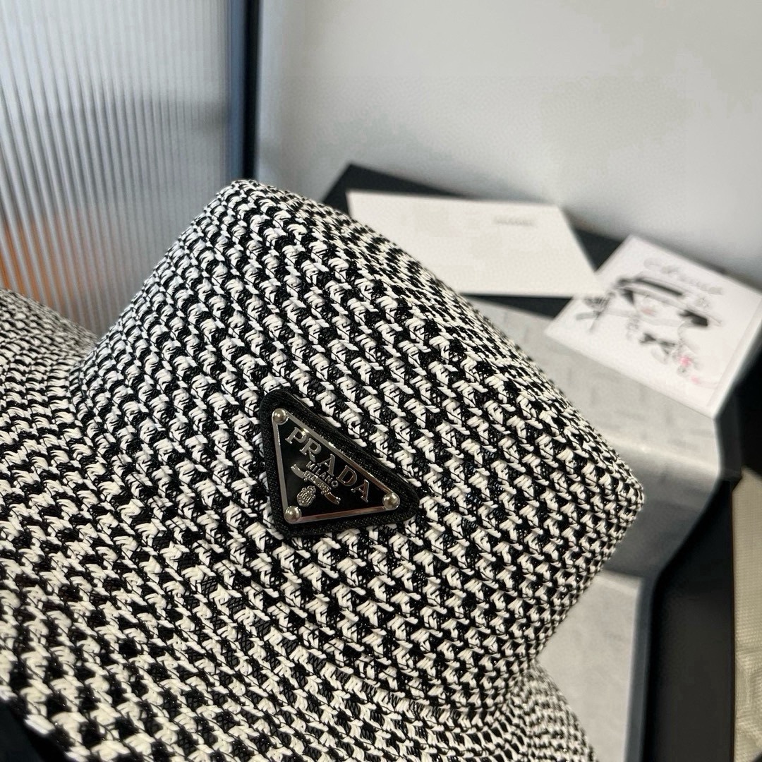 🆕

PRADA普拉达新款平顶礼帽，头围57cm