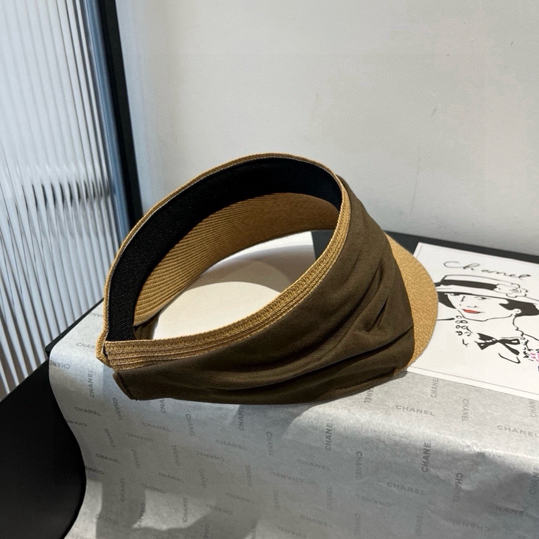 🆕

PRADA普拉达新款遮阳帽，发箍草帽