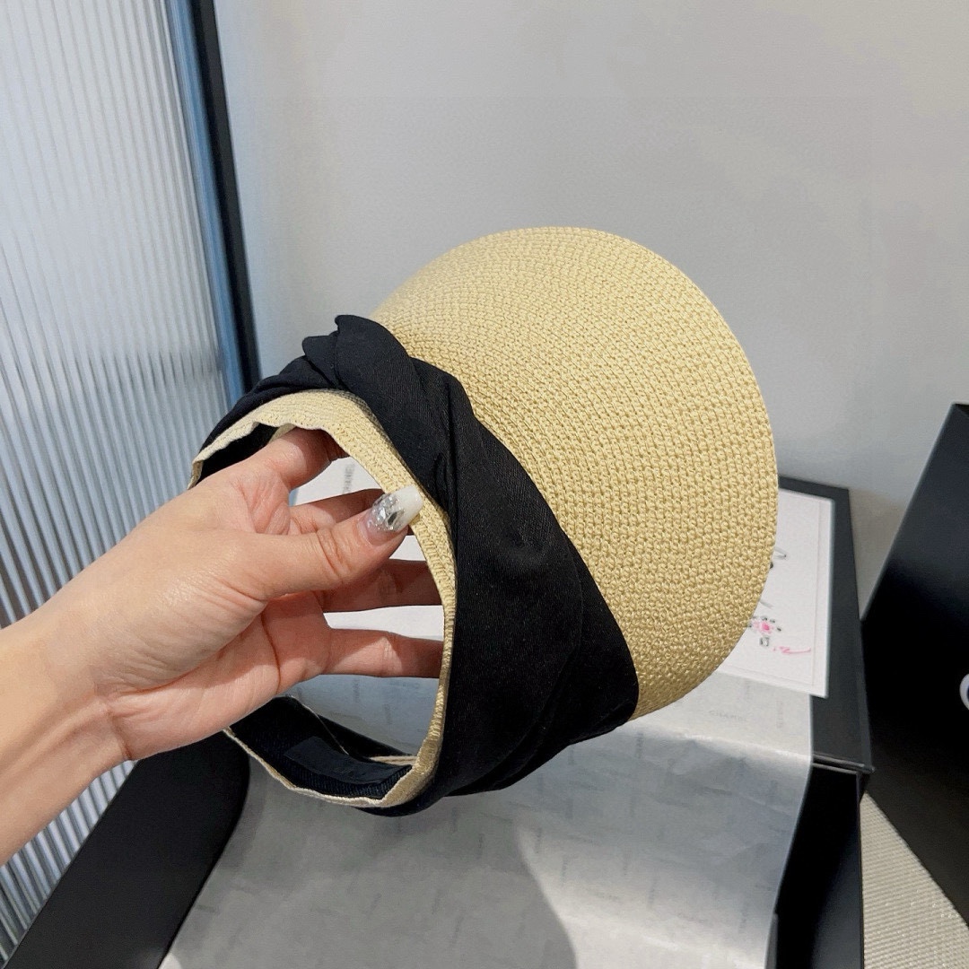 🆕

PRADA普拉达新款遮阳帽，发箍草帽