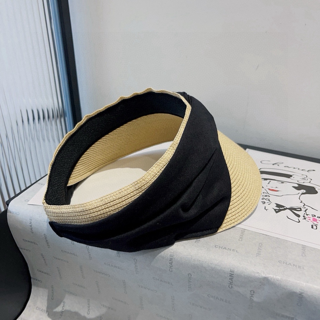 🆕

PRADA普拉达新款遮阳帽，发箍草帽