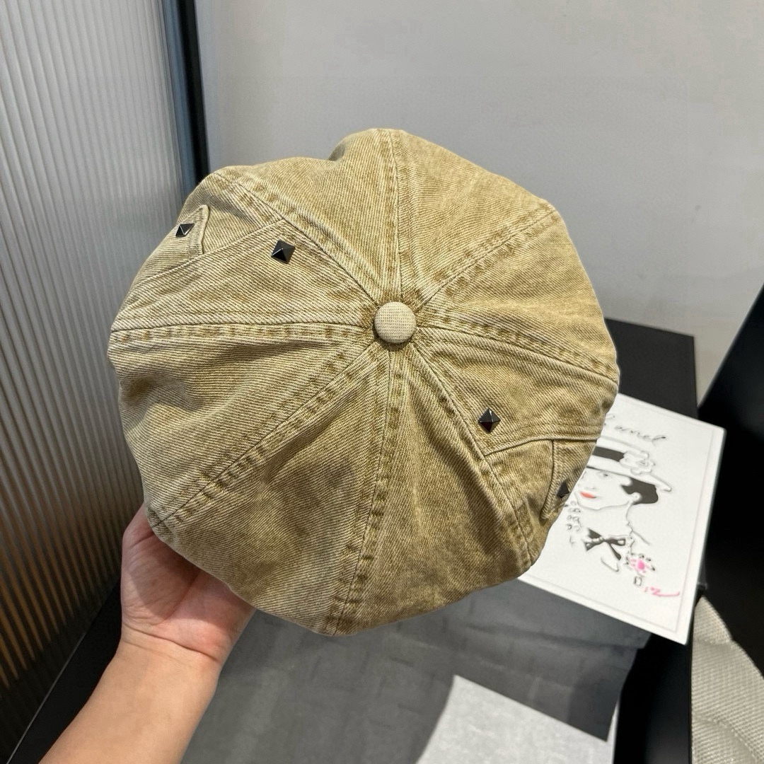 🆕

普拉达新款贝雷帽