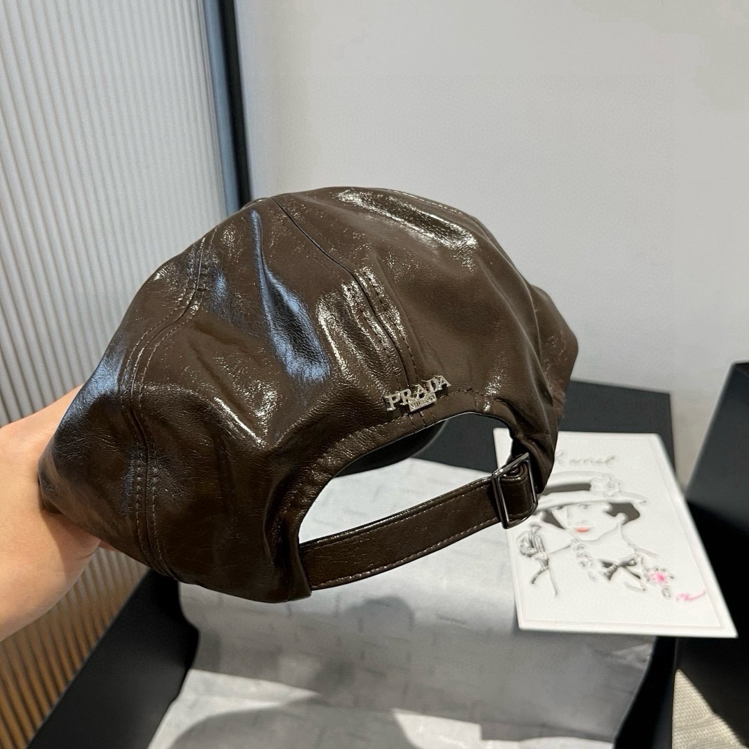 🆕

普拉达新款前进帽，高端定，头围57cm