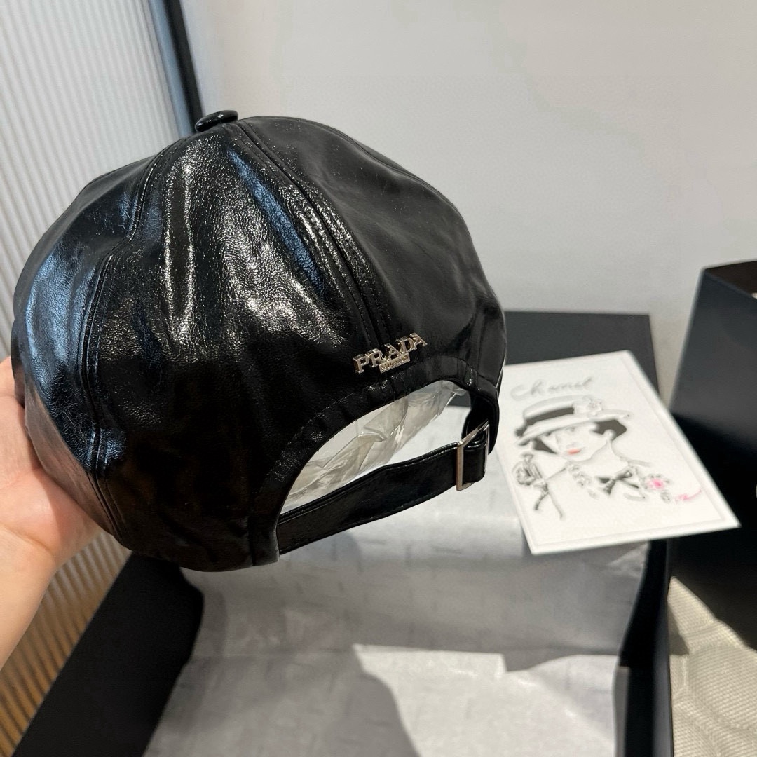🆕

普拉达新款前进帽，高端定，头围57cm