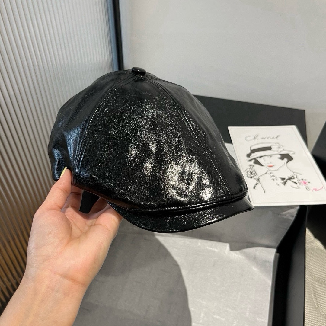 🆕

普拉达新款前进帽，高端定，头围57cm