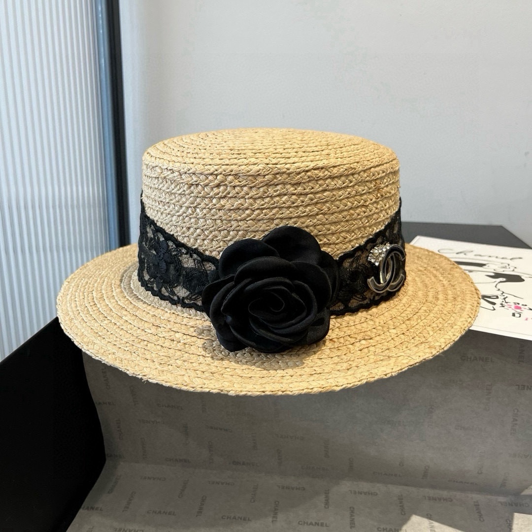 🆕

香奈儿新款遮阳帽，平顶礼帽，细草制作，头围57cm