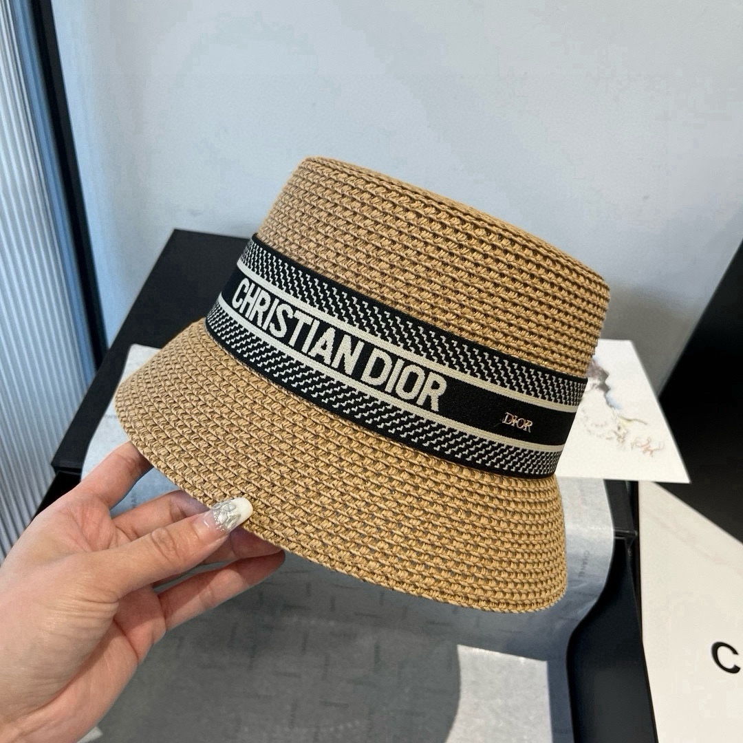 🆕

Dior迪奥新款渔夫帽，遮阳草帽，头围57cm