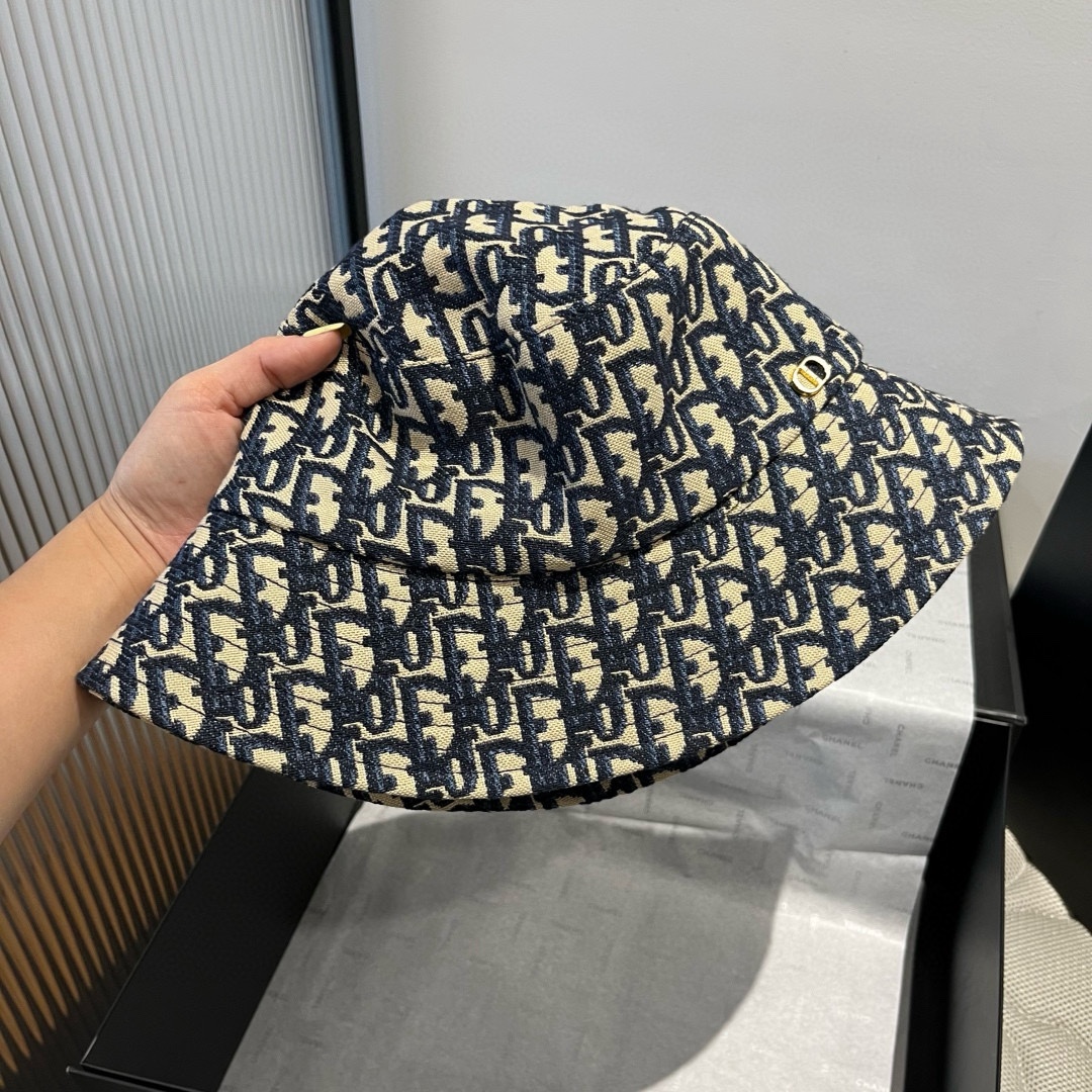 🆕
Dior迪奥新款渔夫帽