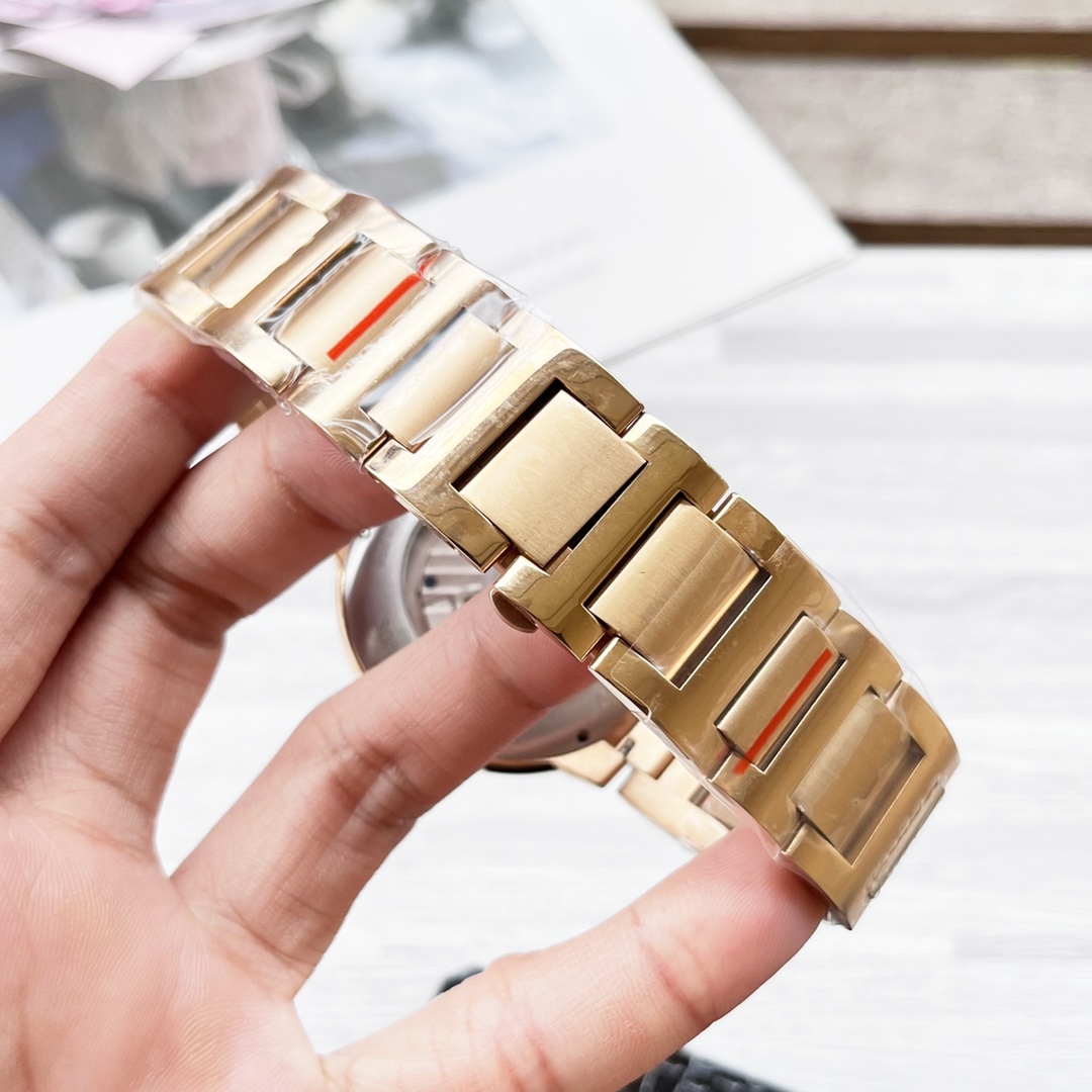 “Cartier White Twilight Gold Steel Balloon Series Watch Review” - 图片 9