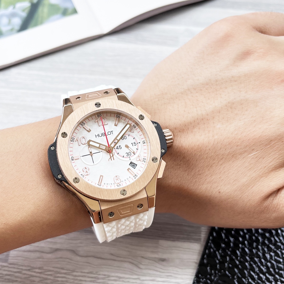 Luxury BIG BANG Series Watch Blanche 1035 Gold 1081 Overview