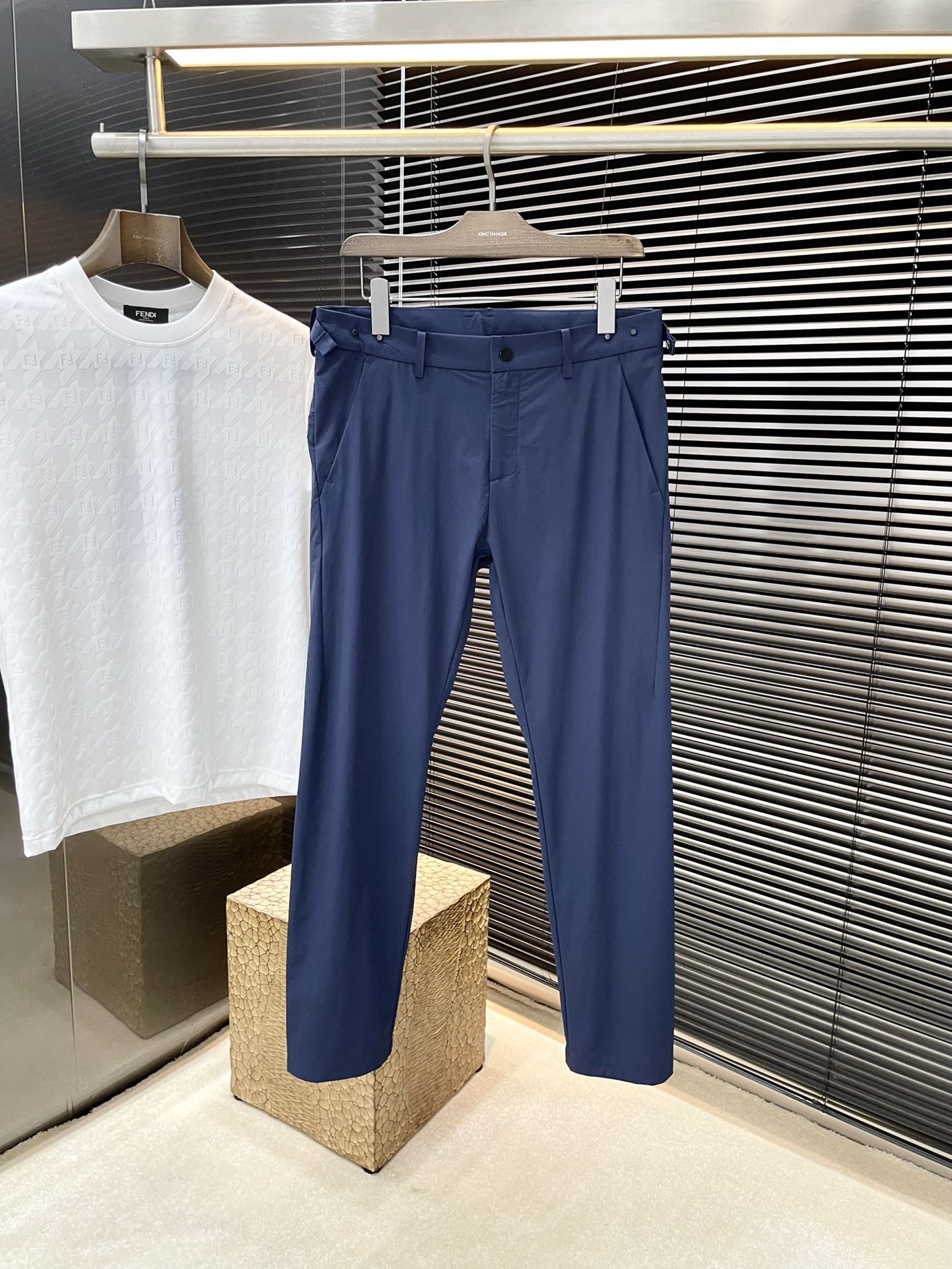 NO:494491,P PRADA- (Prada) new summer style, the latest casual pants. The original pants are casual and versatile, casual and lazy, customized original flax fabric, full of comfort. High-end and atmospheric, does the summer taste have? First choice. Code number M-XXXL Purchase Level...,,prada,prada,alexander wang19860909P PRADA-（普拉达） 夏季新款,最新休闲裤.原版裤型上身休闲百搭、随性慵懒范,定制原版素纤维亚麻面料,舒适感爆棚.高端大气,夏天的味道有没有,首选 .码数 M一XXXL 代购级别……,,prada,prada,alexander wang,Men's clothing