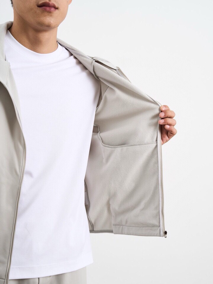 (Arcteryx）始祖鸟 休闲套装上新！高档好货来袭，真正日本东丽面料，超级轻量便捷式的抓绒卫衣夹克