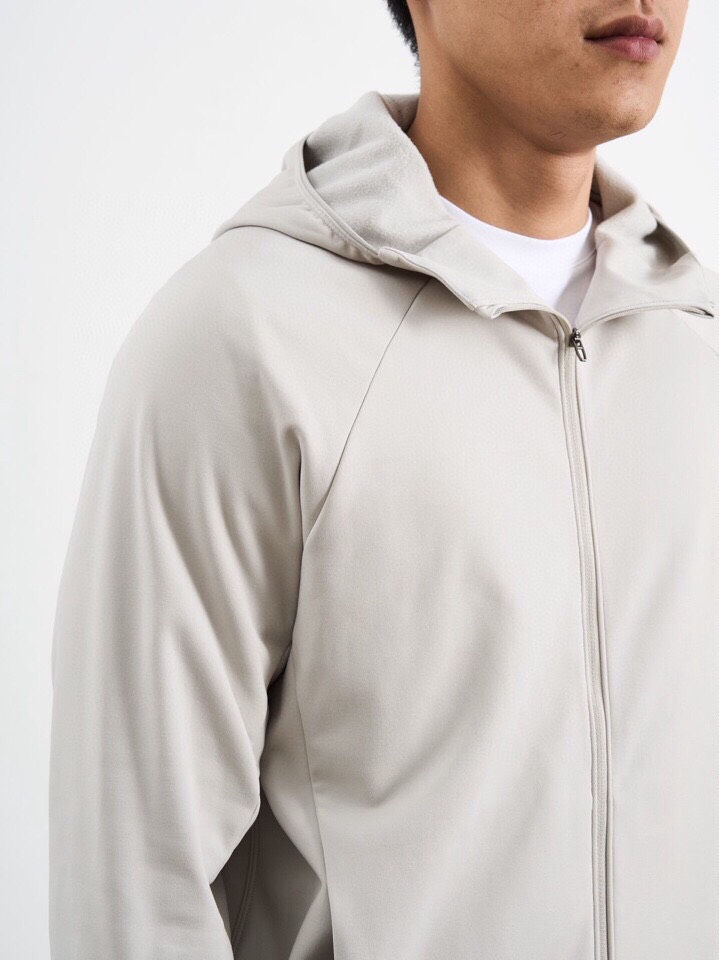  (Arcteryx）始祖鸟 休闲套装上新！高档好货来袭，真正日本东丽面料，超级轻量便捷式的抓绒卫衣夹克