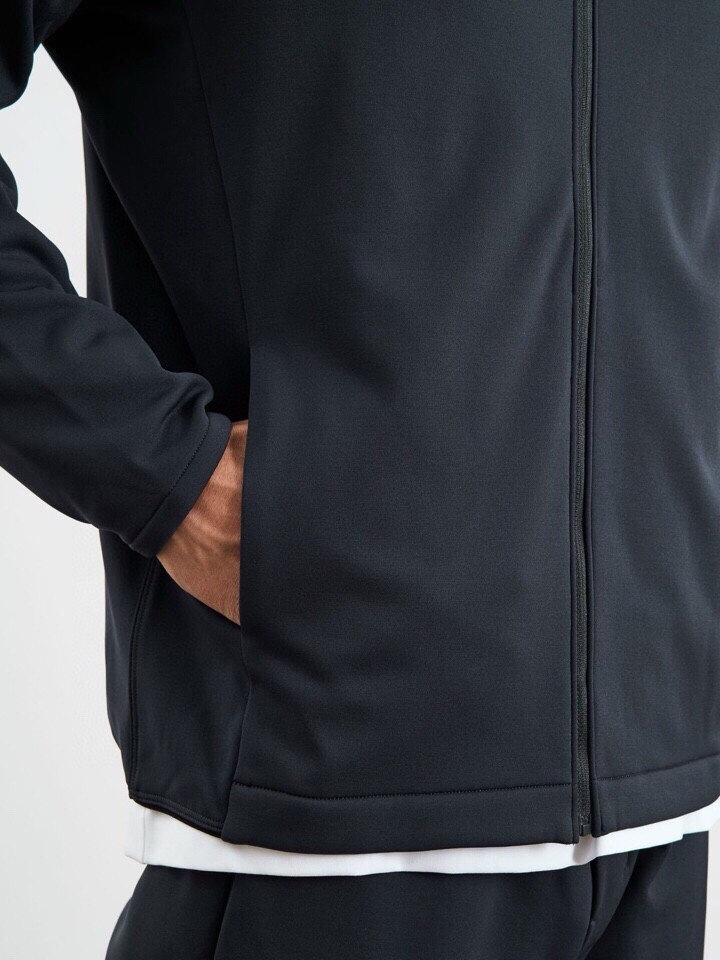  (Arcteryx）始祖鸟 休闲套装上新！高档好货来袭，真正日本东丽面料，超级轻量便捷式的抓绒卫衣夹克
