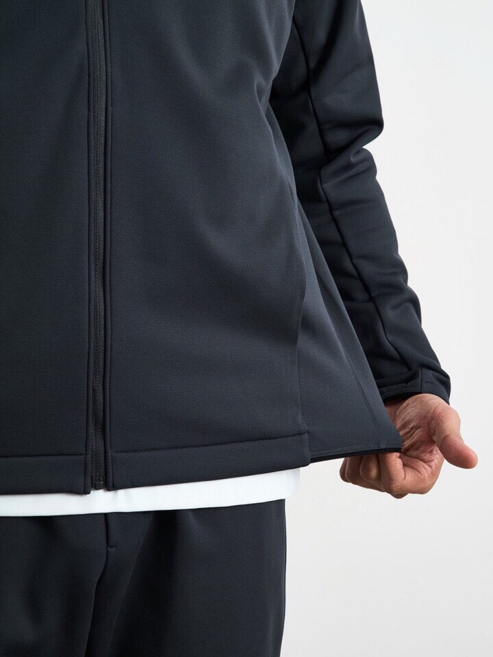  (Arcteryx）始祖鸟 休闲套装上新！高档好货来袭，真正日本东丽面料，超级轻量便捷式的抓绒卫衣夹克