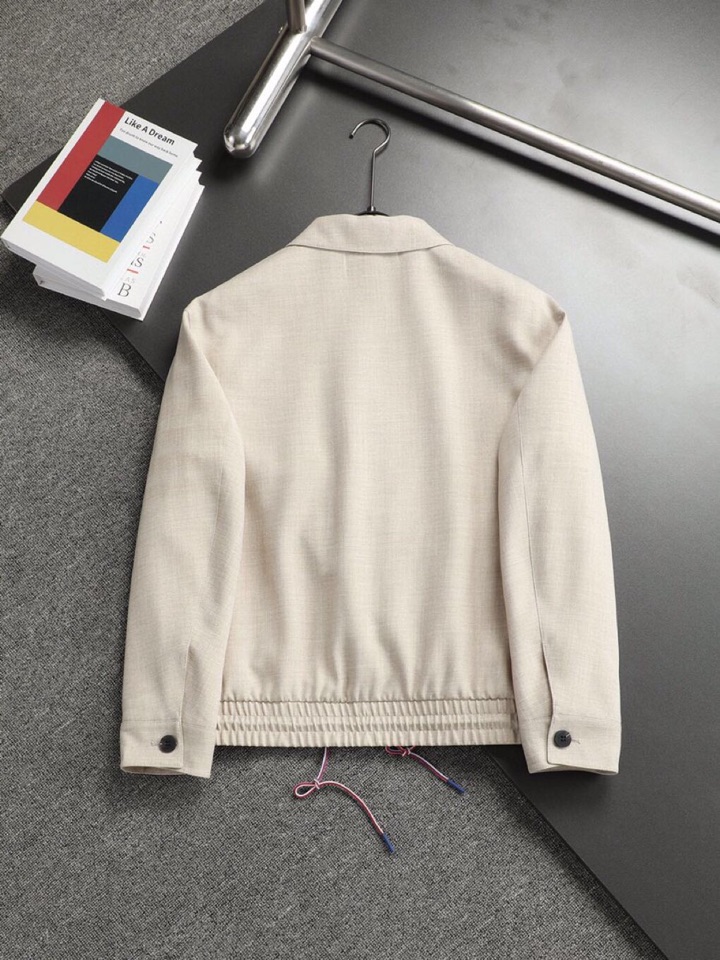 P1056 THOM BROWNE Fall Jacket: Stylish, Lightweight, Innovative Design, Premium Quality Fabrics - 图片 9