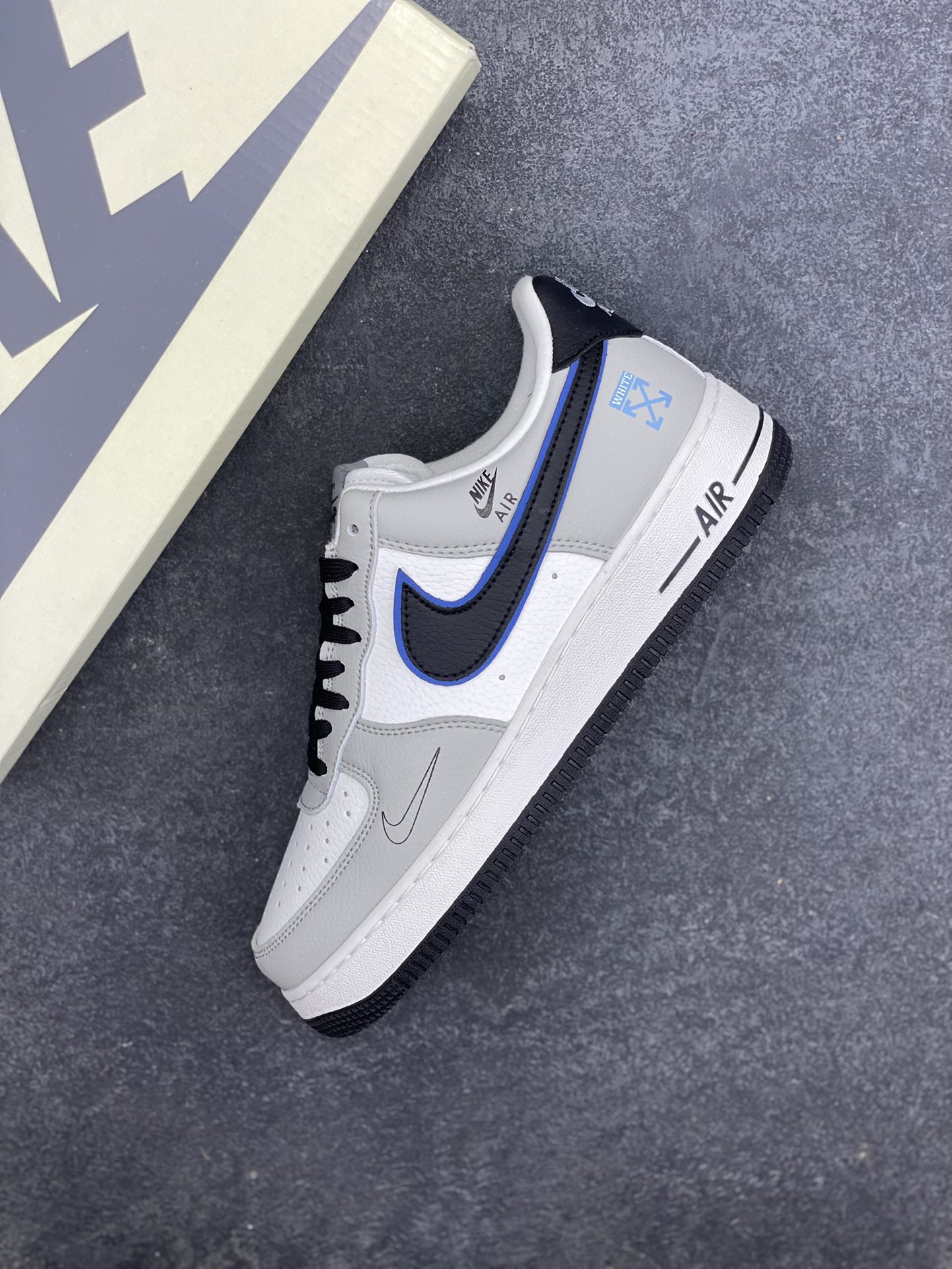图片[7]-NIke Air Force 1 \’07 Low “OFF-WHITE联名”空军一号 低帮 运动鞋 休闲鞋 折边针车 工艺难度大 原楦头原纸板 原装鞋盒 定制五金配件 内置全掌气垫 原厂鞋底 货号：DQ6628-162 尺码：36 36.5 37.5 38 38.5 39 40 40.5 41 42 42.5 43 44 44.5 45-选品中心