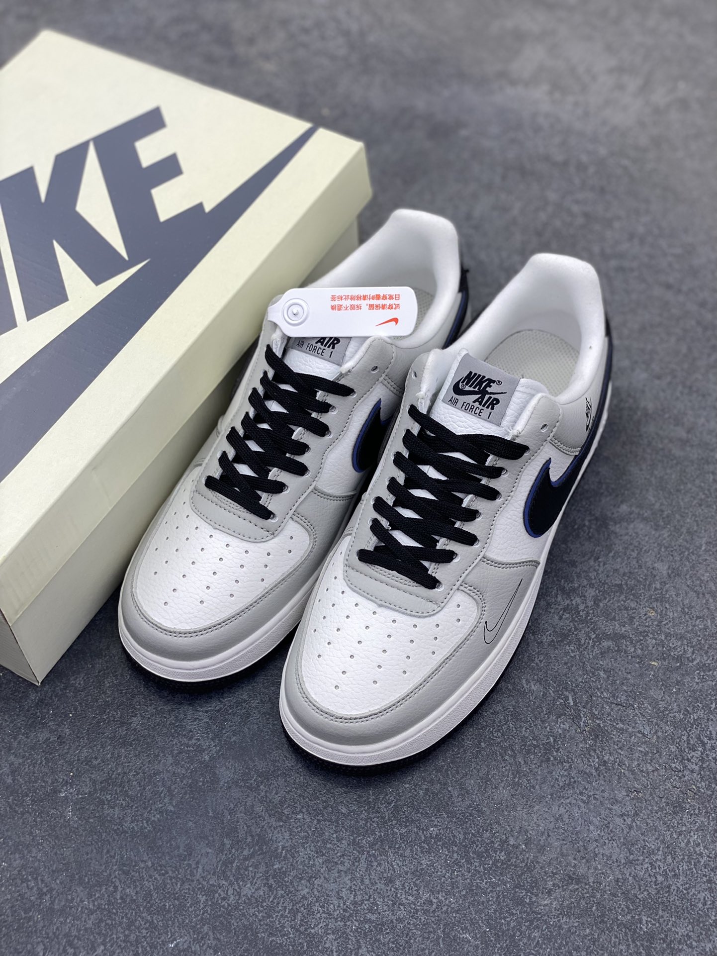 图片[8]-NIke Air Force 1 \’07 Low “OFF-WHITE联名”空军一号 低帮 运动鞋 休闲鞋 折边针车 工艺难度大 原楦头原纸板 原装鞋盒 定制五金配件 内置全掌气垫 原厂鞋底 货号：DQ6628-162 尺码：36 36.5 37.5 38 38.5 39 40 40.5 41 42 42.5 43 44 44.5 45-选品中心