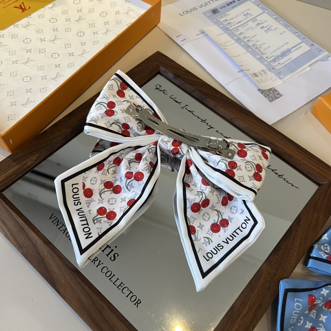 🆕

lv路易威登新款顶夹