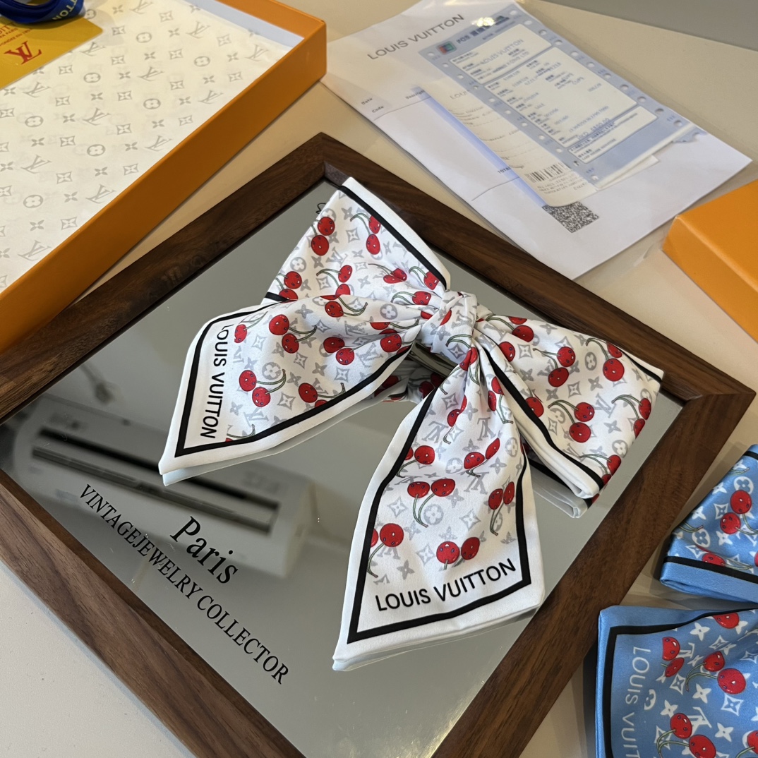 🆕

lv路易威登新款顶夹