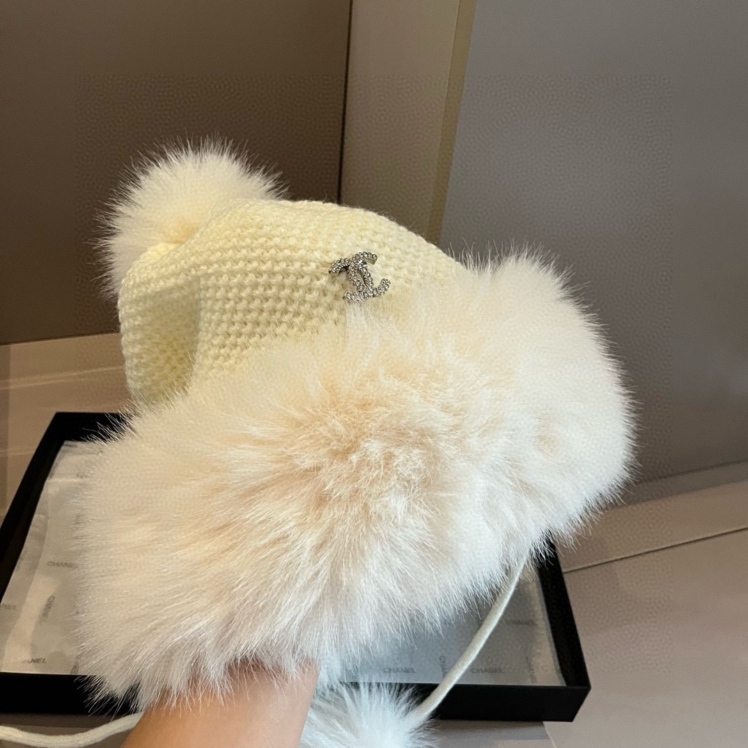 🆕

Chanel香奈儿针织护耳帽、加绒内里