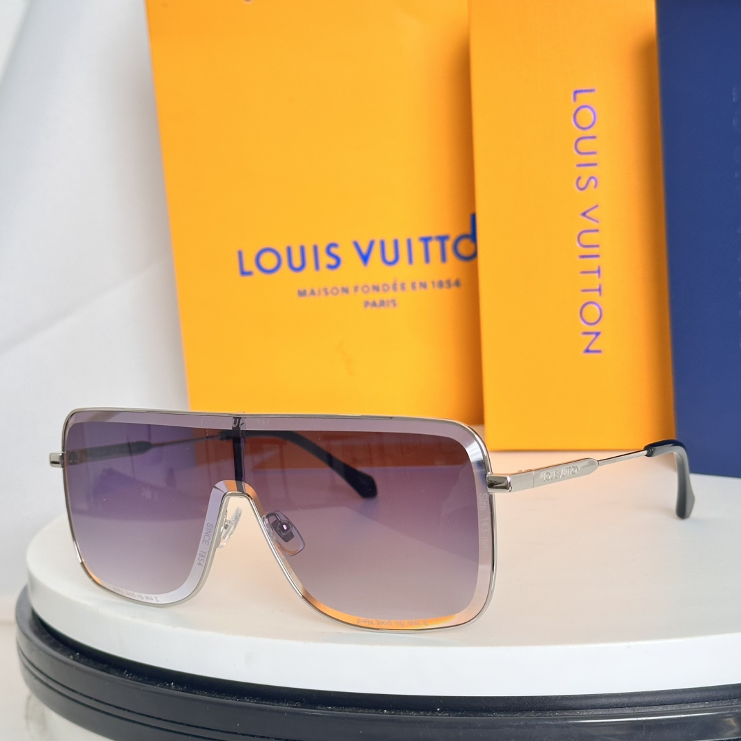  ‼️LOUIS VUITTO*
LV SuPer Vision Metal Mask
MODELZ26