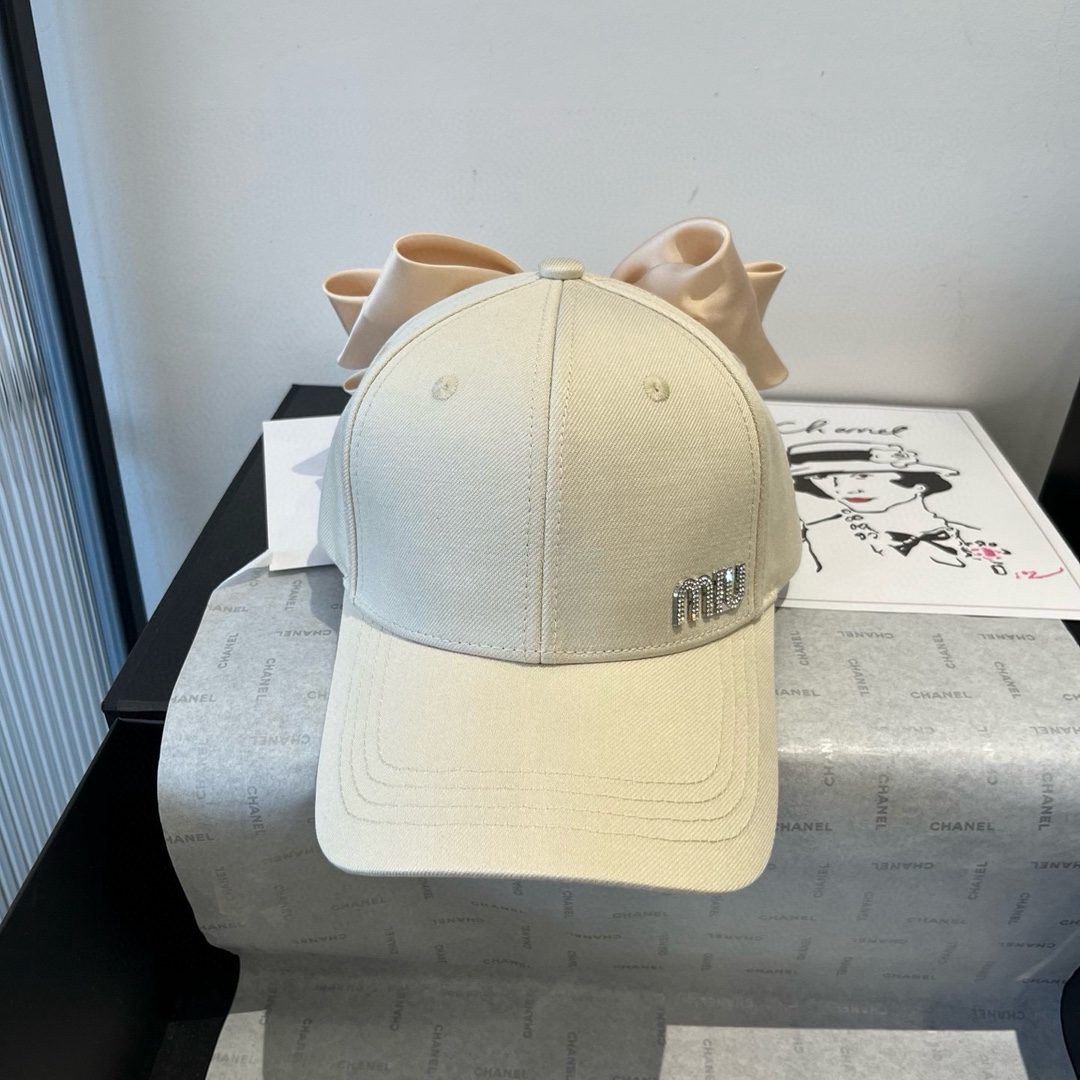 🆕

miumiu缪缪蝴蝶结鸭舌帽，高端定制，头围57cm