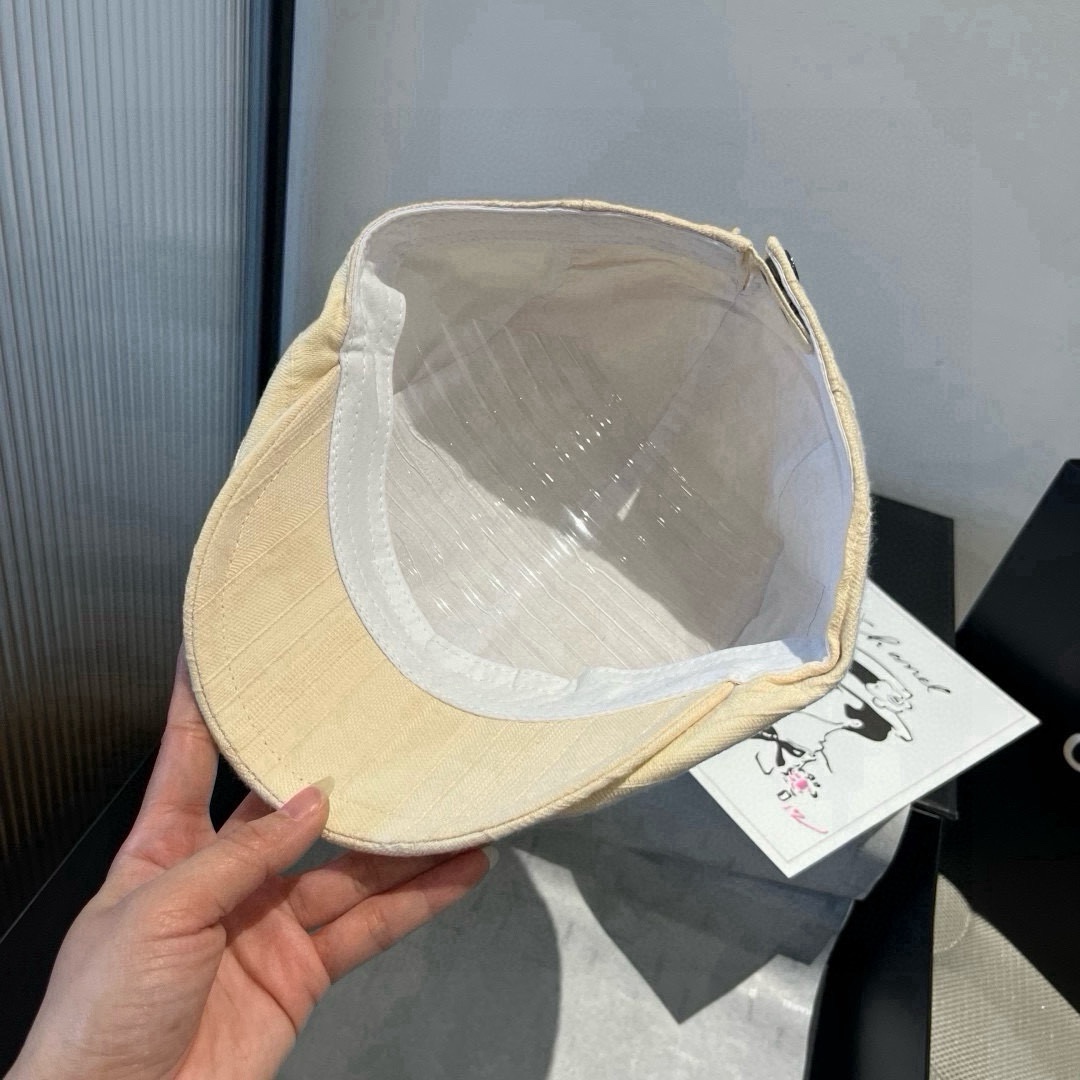 🆕
亚历山大王前进鸭舌帽，轻盈百搭