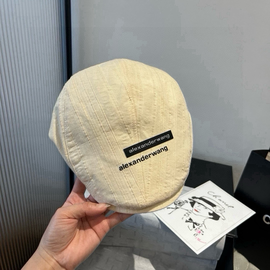 🆕
亚历山大王前进鸭舌帽，轻盈百搭