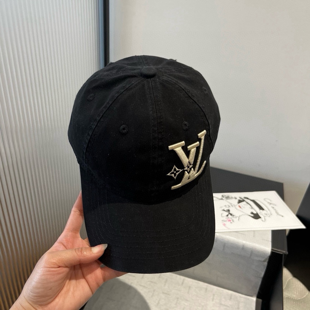 🆕

lv新款鸭舌帽，25年专柜新款，头围57cm