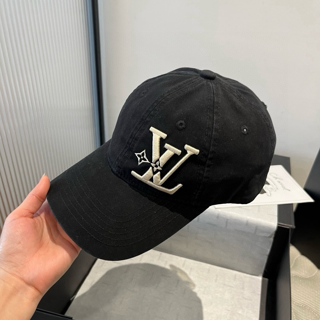 🆕

lv新款鸭舌帽，25年专柜新款，头围57cm
