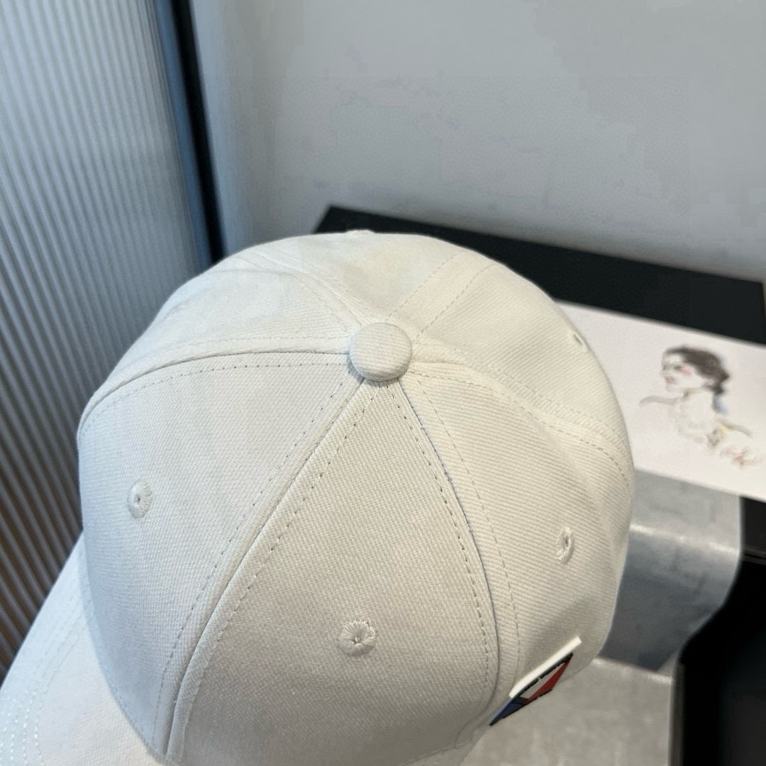 🆕

LV路易威登新款鸭舌帽