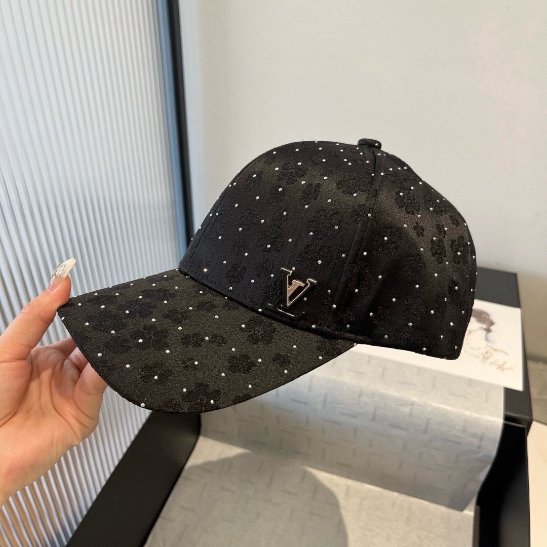 🆕

LV新款鸭舌帽，头围57cm