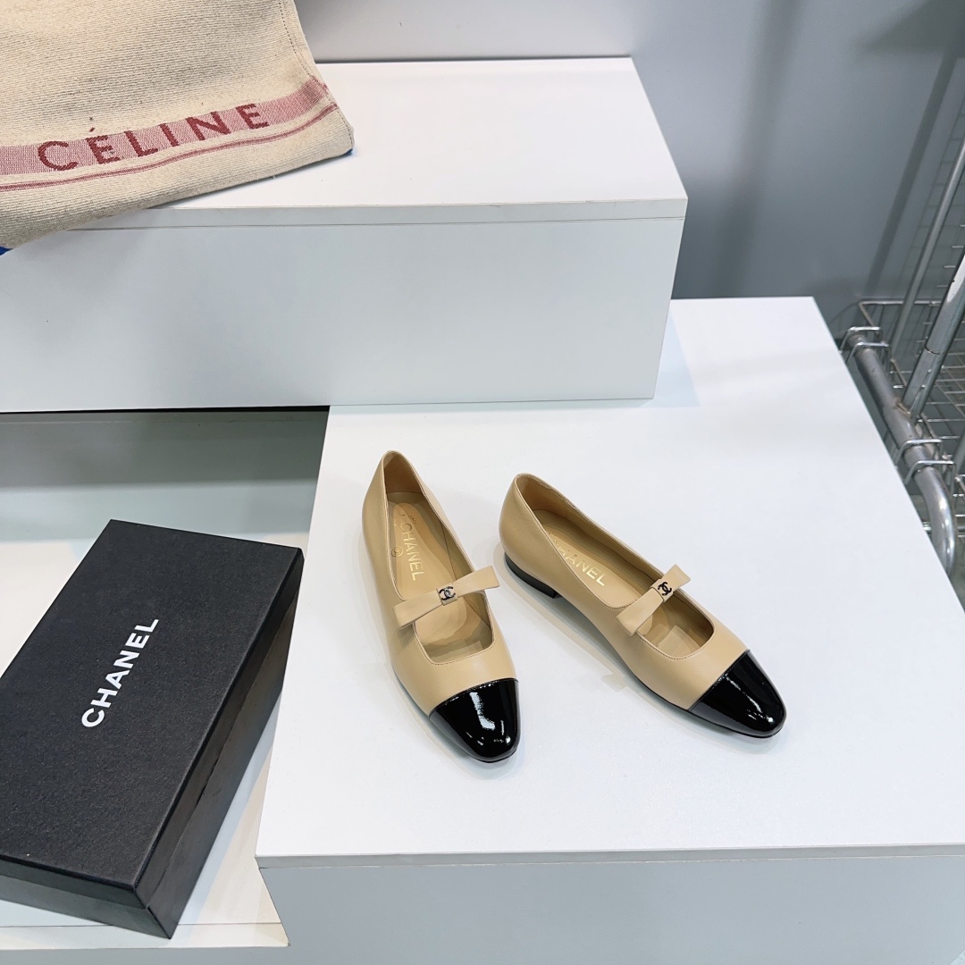 🔥Chanel Chanel 25 otoño e invierno nuevo producto Xiaoxiang zapatos planos Mary Jane con lazo y hebilla dobl…