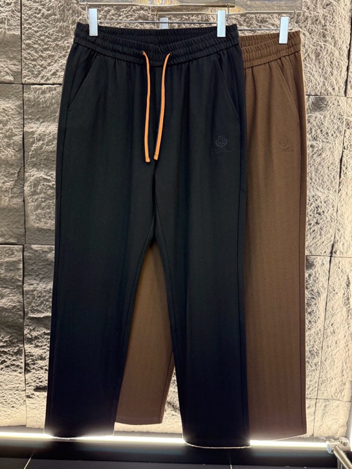 Luxurious Wool Shorts by Loro Piana: Fresh, Classic, and Fashionable Styles - 图片 3