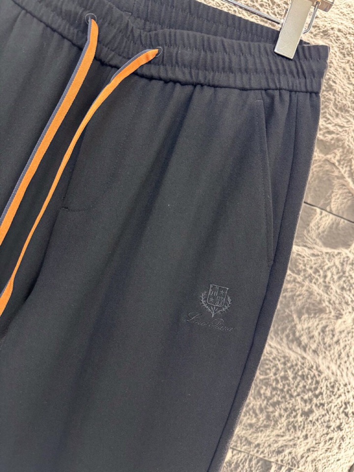 Luxurious Wool Shorts by Loro Piana: Fresh, Classic, and Fashionable Styles - 图片 4