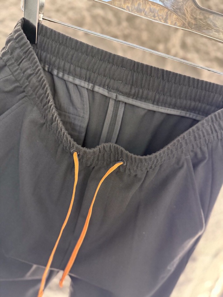 Luxurious Wool Shorts by Loro Piana: Fresh, Classic, and Fashionable Styles - 图片 7