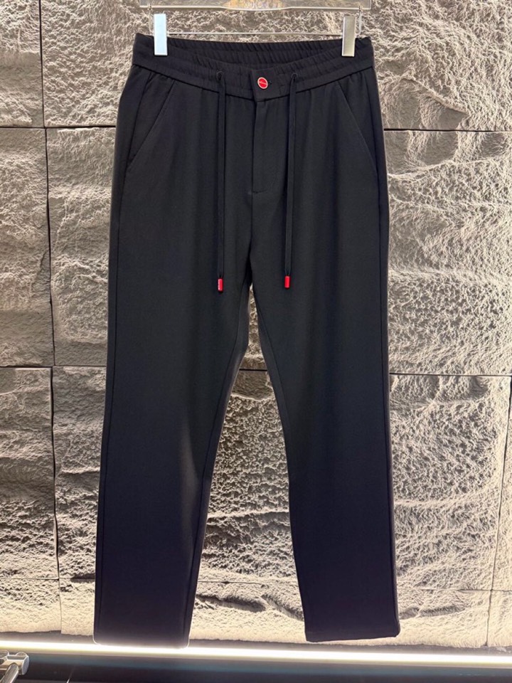 Kiton Qiton 2025s: Excellent Twilight Fashion in Blue and Black, Sizes 48-58 - 图片 1