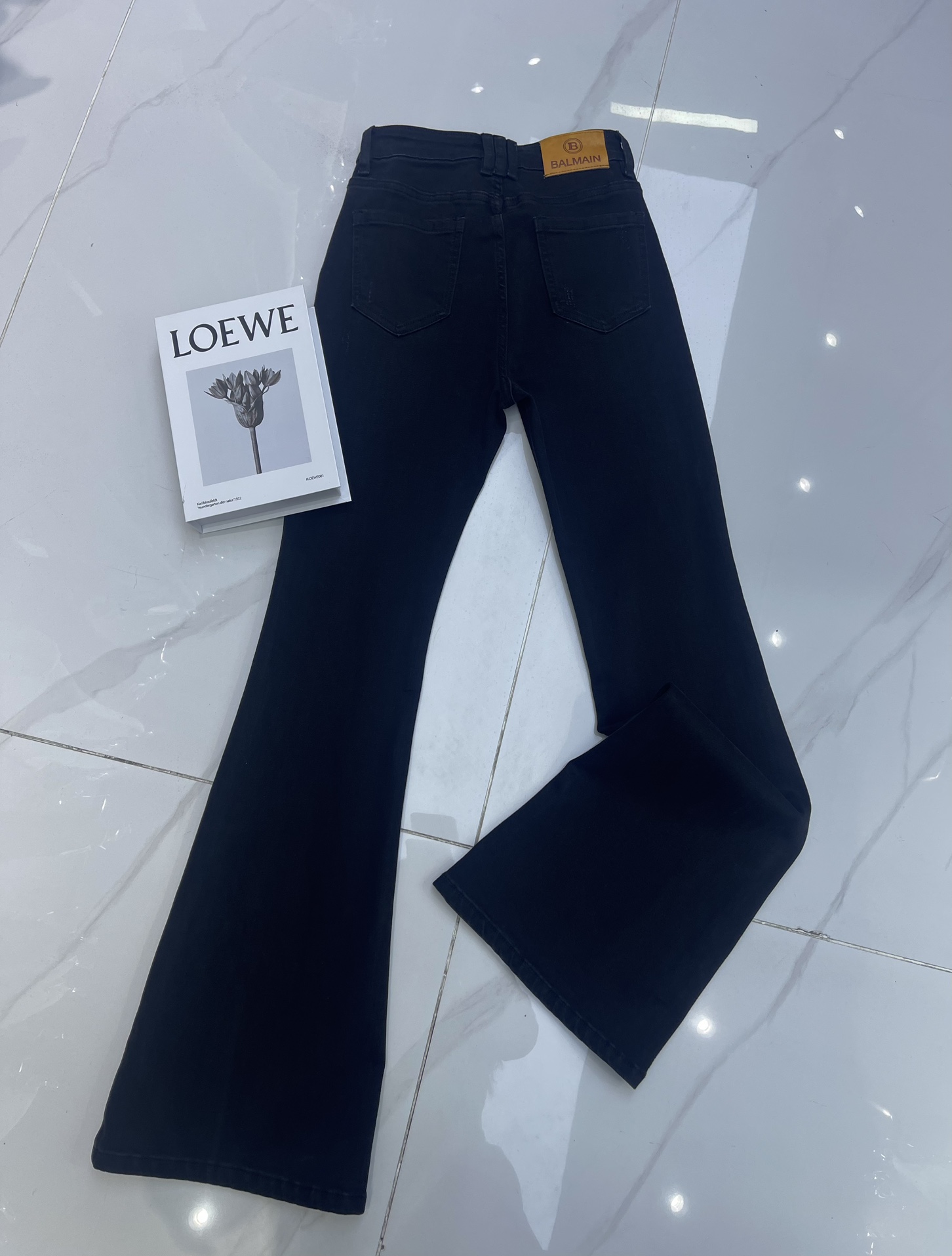 High-End Quality Women’s Suit with Detailed Packing by Balmai for Spring/Summer. - 图片 2