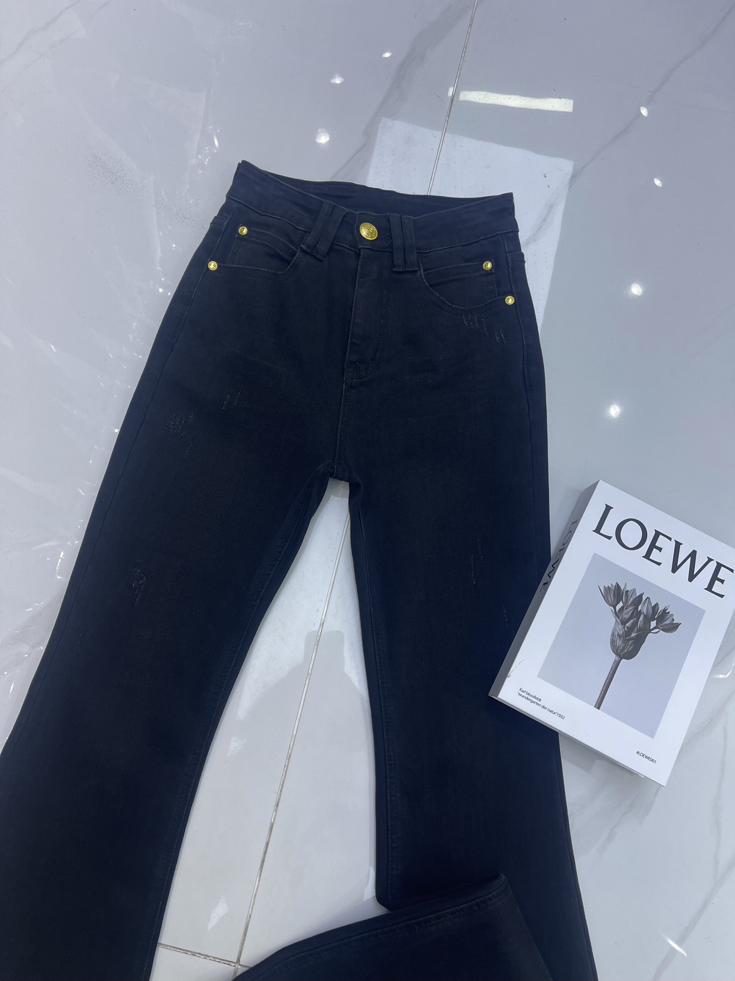High-End Quality Women’s Suit with Detailed Packing by Balmai for Spring/Summer. - 图片 5