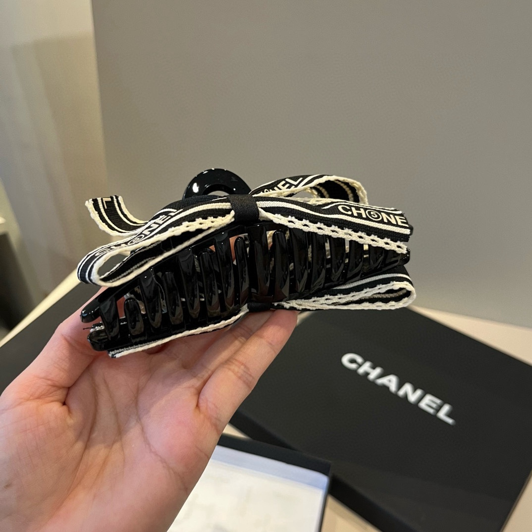 🆕

Chanel香奈儿新款发夹