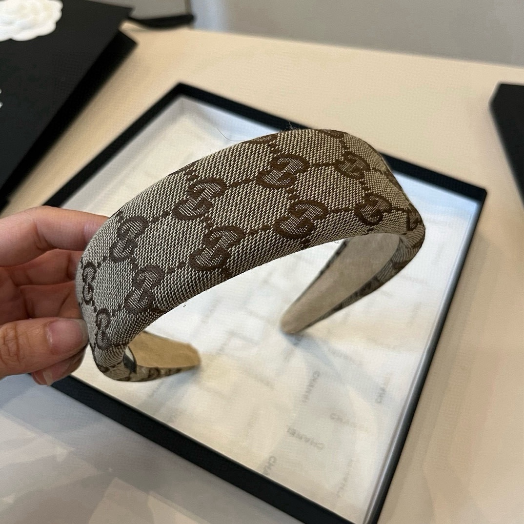 🆕

 Gucci古奇发箍3cm