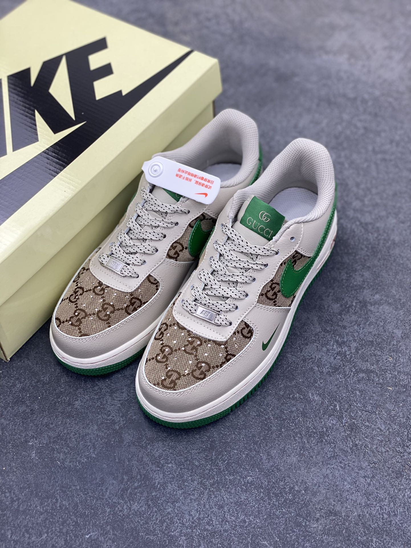 图片[8]-Nike Air Force 1 Low 空军一号低帮百搭休闲运动板鞋。柔软、弹性十足的缓震性能和出色的中底设计，横跨复古与现代的外型结合，造就出风靡全球三十多年的Force 1，直到今天还深受青睐。 货号：LW9279-003 尺码：36 36.5 37.5 38 38.5 39 40 40.5 41 42 42.5 43 44 44.5 45-选品中心