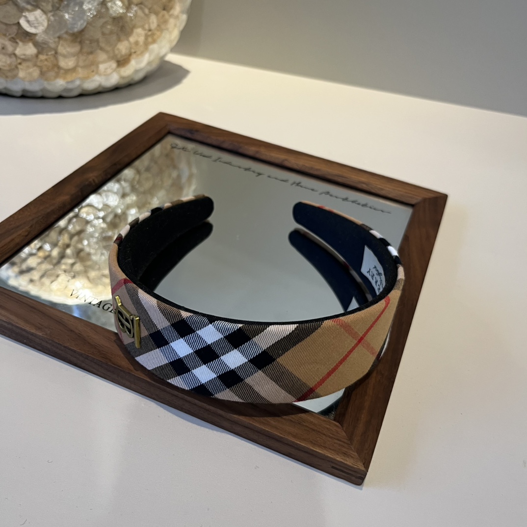 🆕

Burberry巴宝莉新款发箍