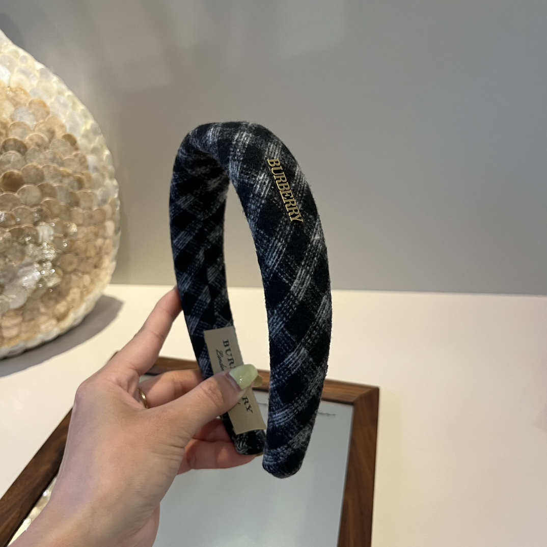 🆕

Burberry巴宝莉新款发箍