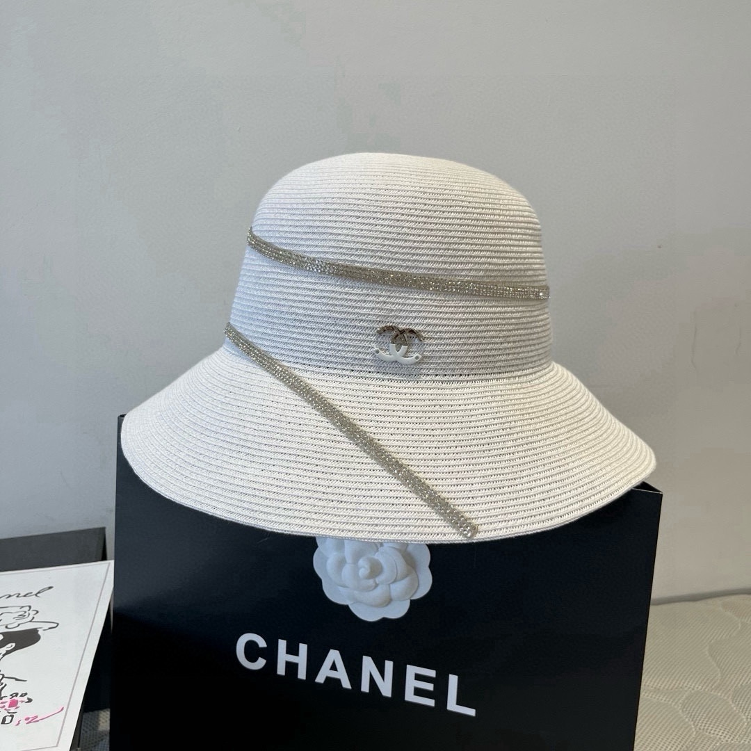 🆕

香奈儿新款草帽，头围57cm