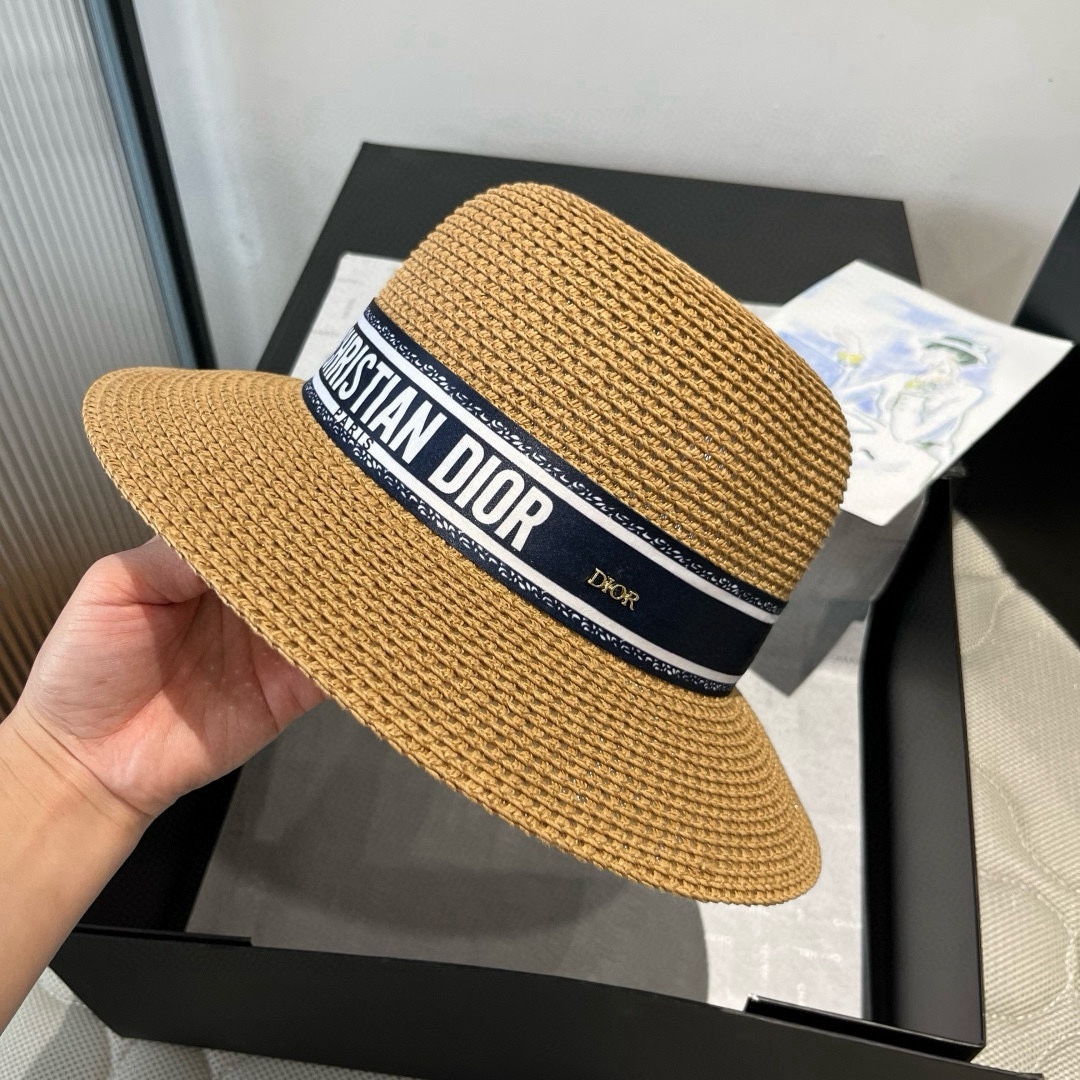 🆕
Dior迪奥盆帽 、盆帽，头围57cm